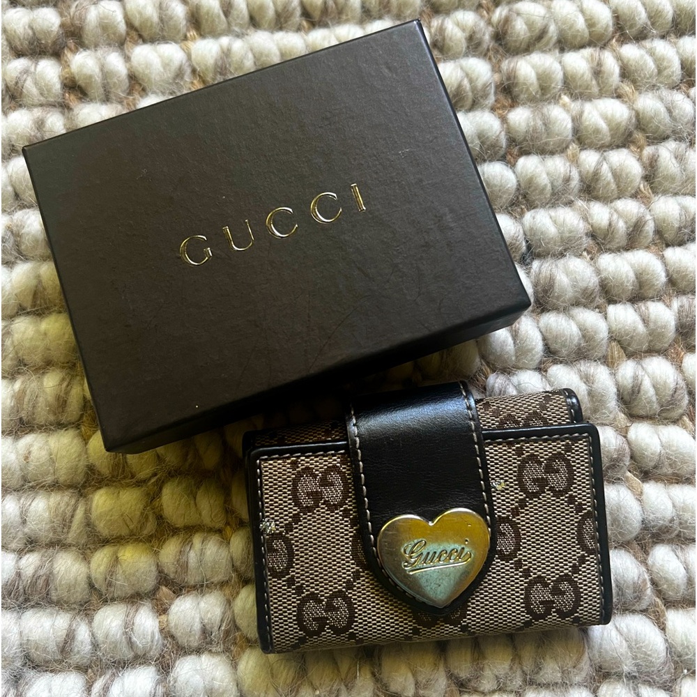 Gucci keychain wallet with box!